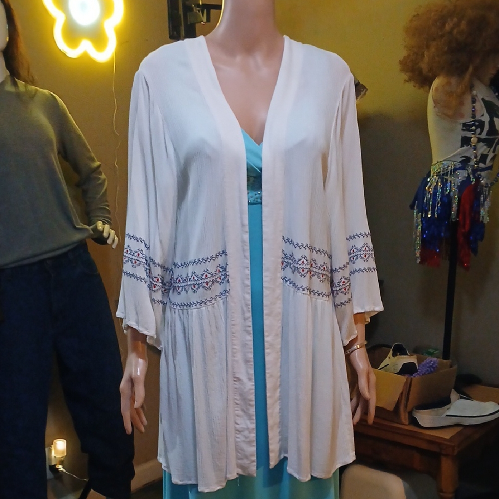 Liz Claiborne White Cardigan with Blue Embroidery